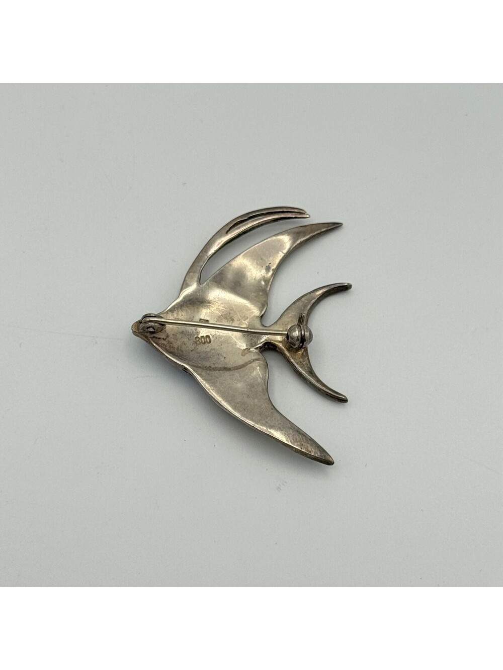 800 Silver, Enamel Fish Brooch - Picture 2 of 5